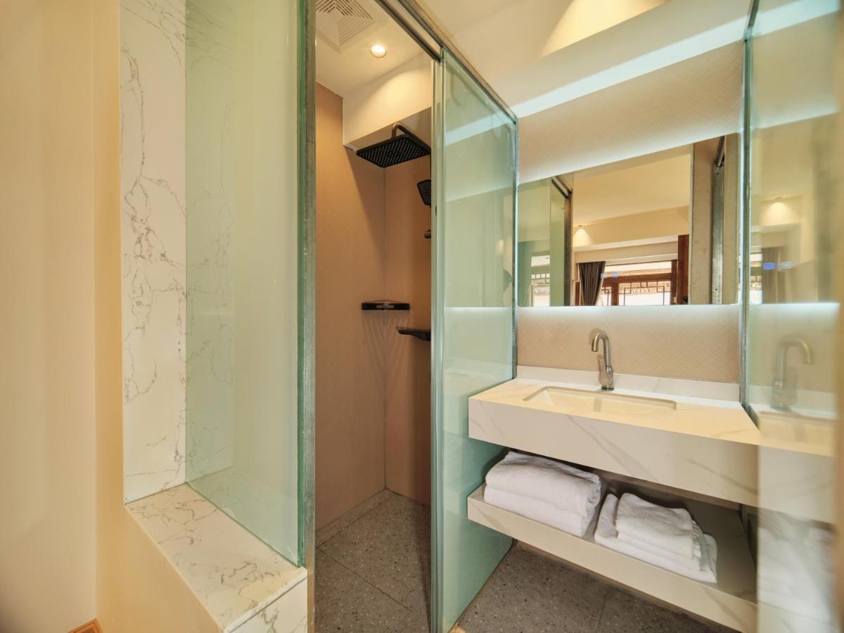 Ferienwohnung Xiluxiaoxie Saturday 3Nights Airport Free Transfer Lijiang  Exterior foto