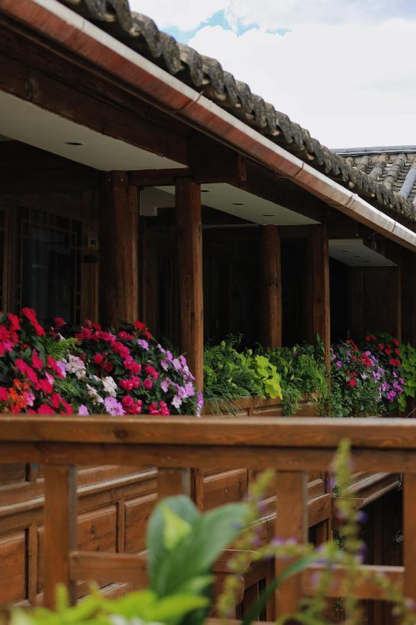 Ferienwohnung Xiluxiaoxie Saturday 3Nights Airport Free Transfer Lijiang  Exterior foto